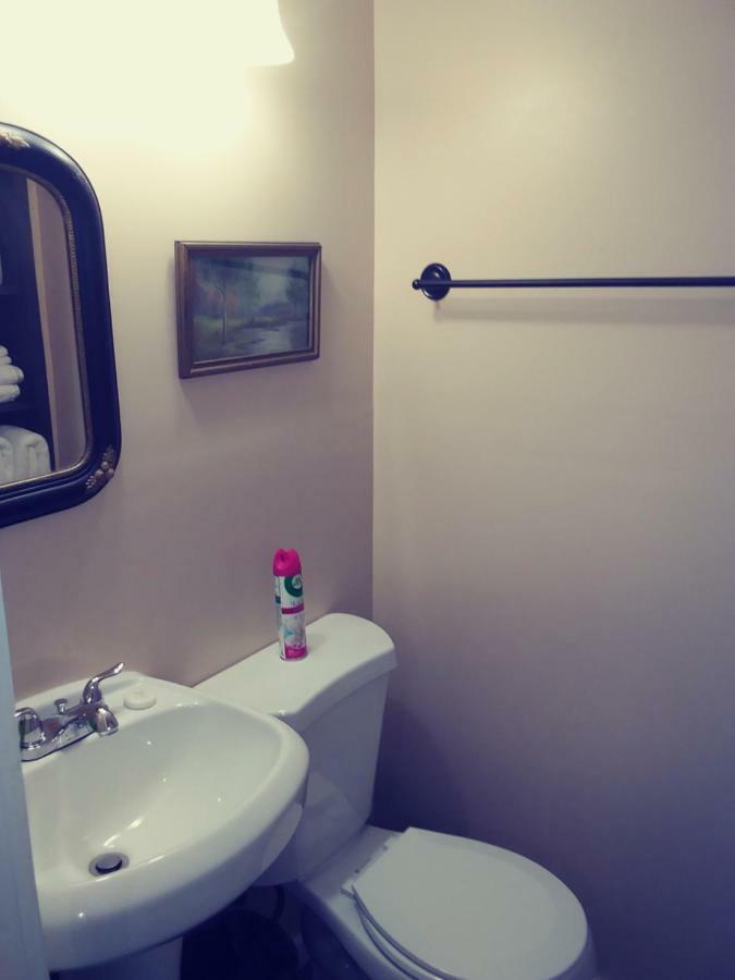 Bed and Breakfast Hummingbird Hill Stoddard Экстерьер фото